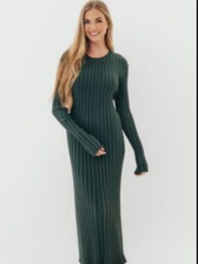 Women’s Long-Sleeve Ribbed Maxi Dress - Dark Green